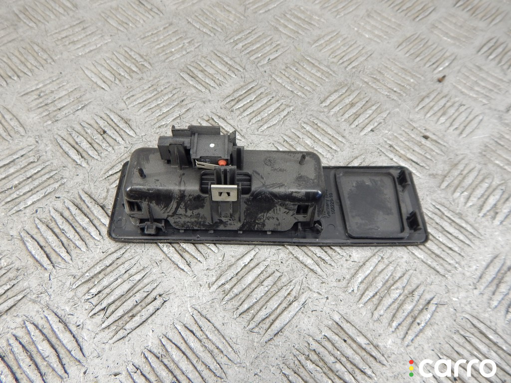 7368752, 51247368752, 51244866141, 4866141, 51247463161, 7463161 Ручка открывания багажника BMW 3-series (F30/31) 2014г. - фото №2