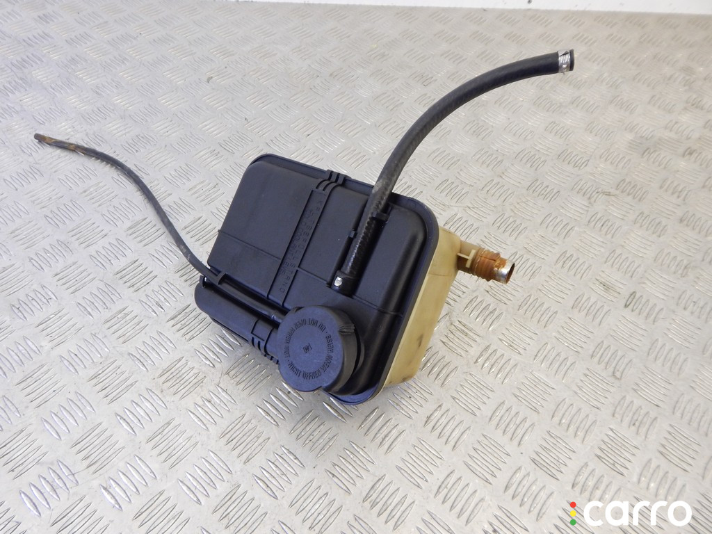2248050, 17132248050, 17132246148, 2246148 Бачок расширительный BMW 5-series (E39) 2003г. - фото №1