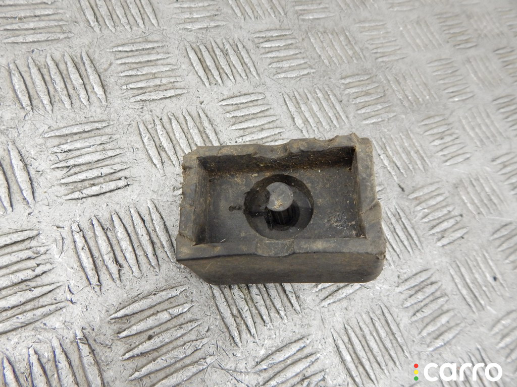 51717039760, 7039760, 51710143210, 0143210, 51712757938, 2757938 Опора под домкрат (поддомкратная подушка) BMW 7-series (E65/66) 2002г. - фото №1