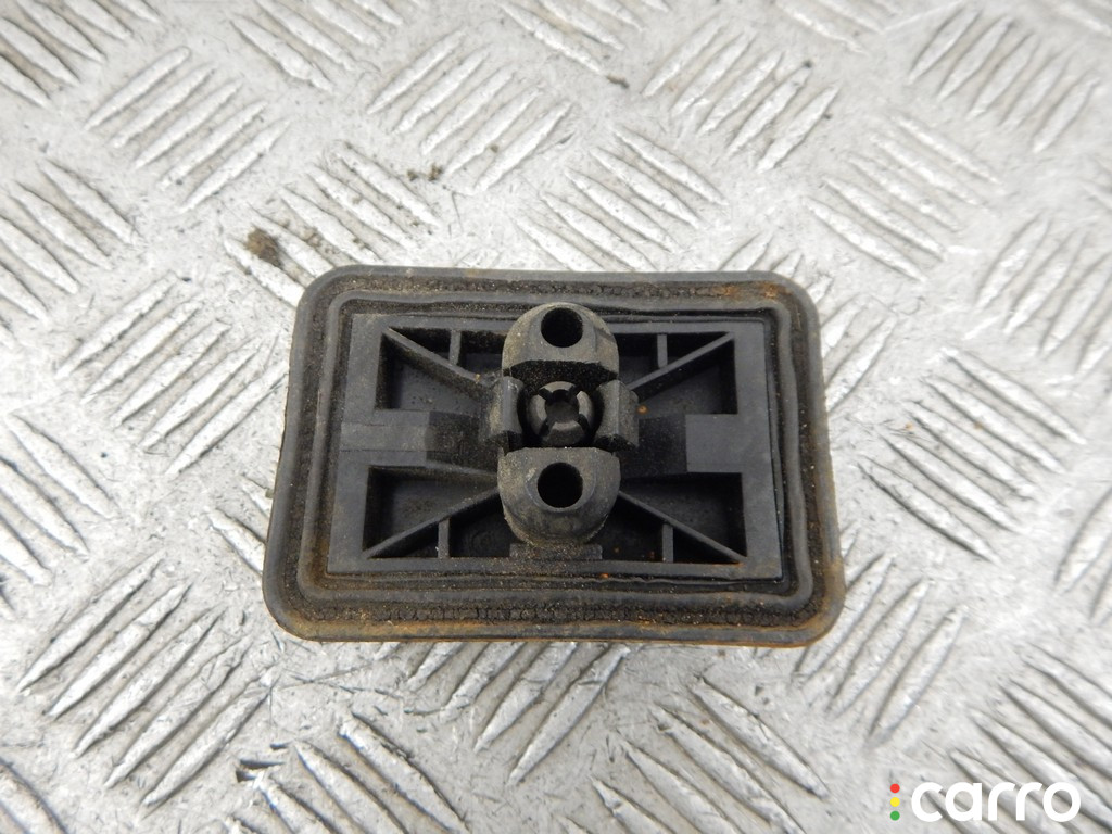 51718268885, 8268885, 51710153103, 0153103, 51718233281, 8233281 Опора под домкрат (поддомкратная подушка) BMW 3-series (E46) 2004г. - фото №2