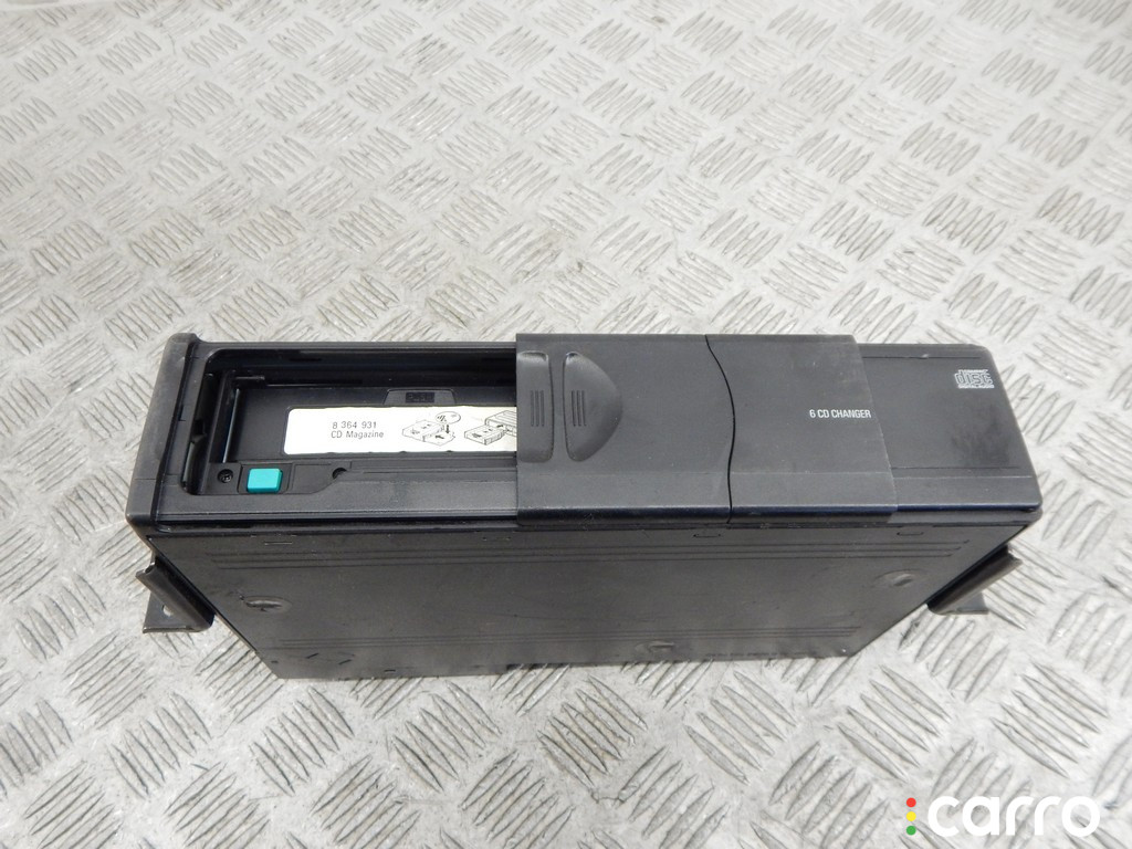 6913389, 65126913389, 65126946990, 6946990 CD-чейнджер BMW 3-series (E46) 2004г. - фото №1