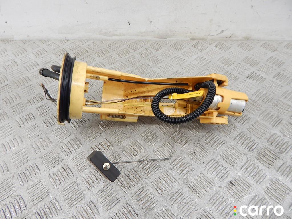 16116763817, 6763817 Насос топливный BMW X5-series (E53) 2006г. - фото №2