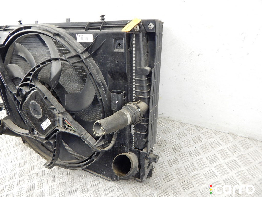 402, 8507402 Кассета радиаторов BMW 3-series (F30/31) 2013г. - фото №3
