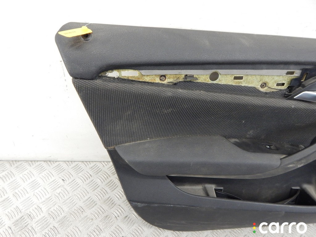 Обшивка двери передней левой (дверная карта) BMW X1-series (E84) 2011г. - фото №3