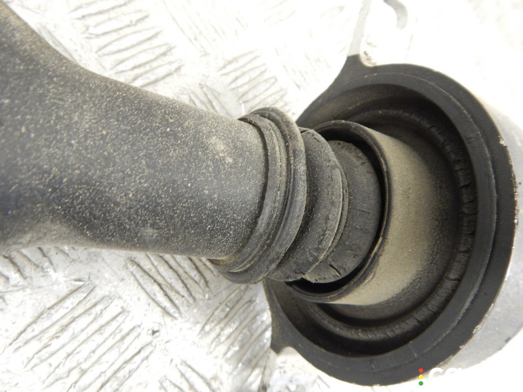 7573482, 26107573482, 26107527376, 7527376 Карданный вал BMW X1-series (E84) 2013г. - фото №2