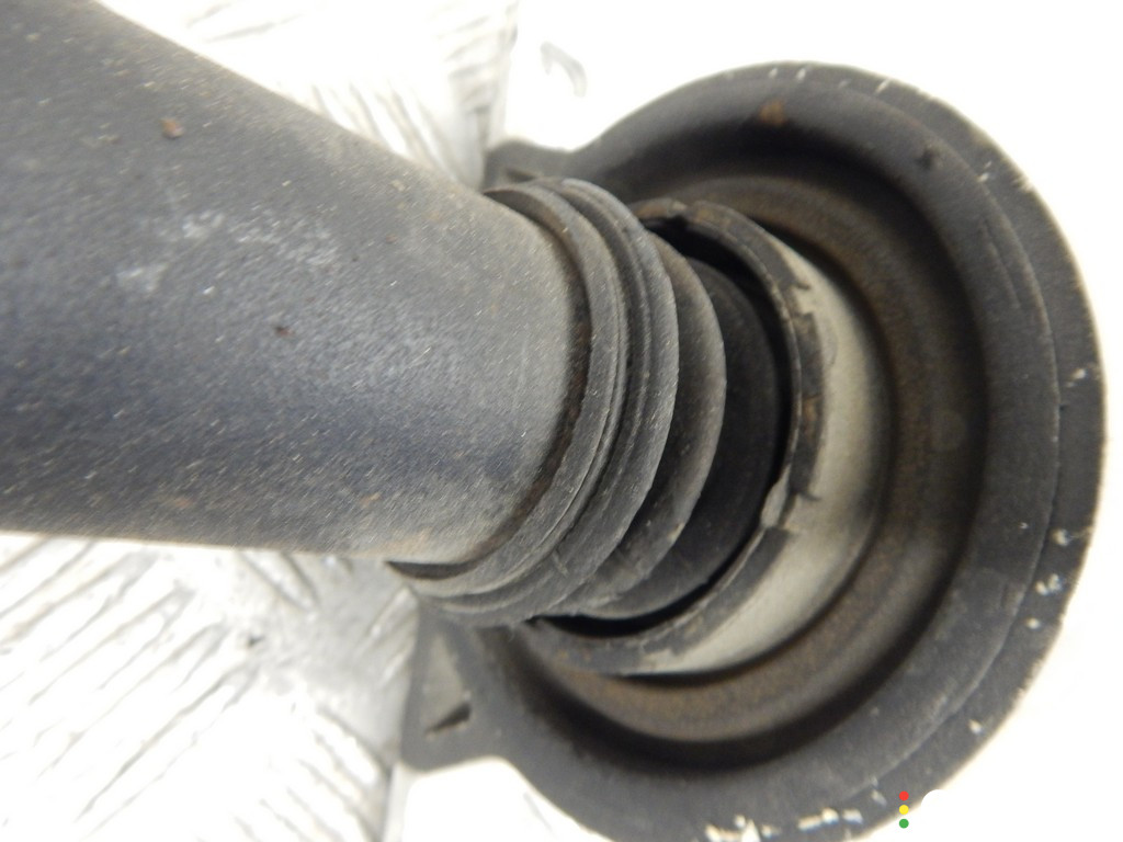 26107564736, 7564736 Карданный вал BMW X3-series (E83) 2008г. - фото №3