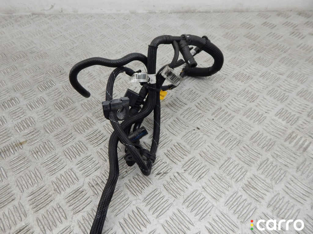 7810786, 13537810786 Трубка топливная BMW 3-series (F30/31) 2013г. - фото №2