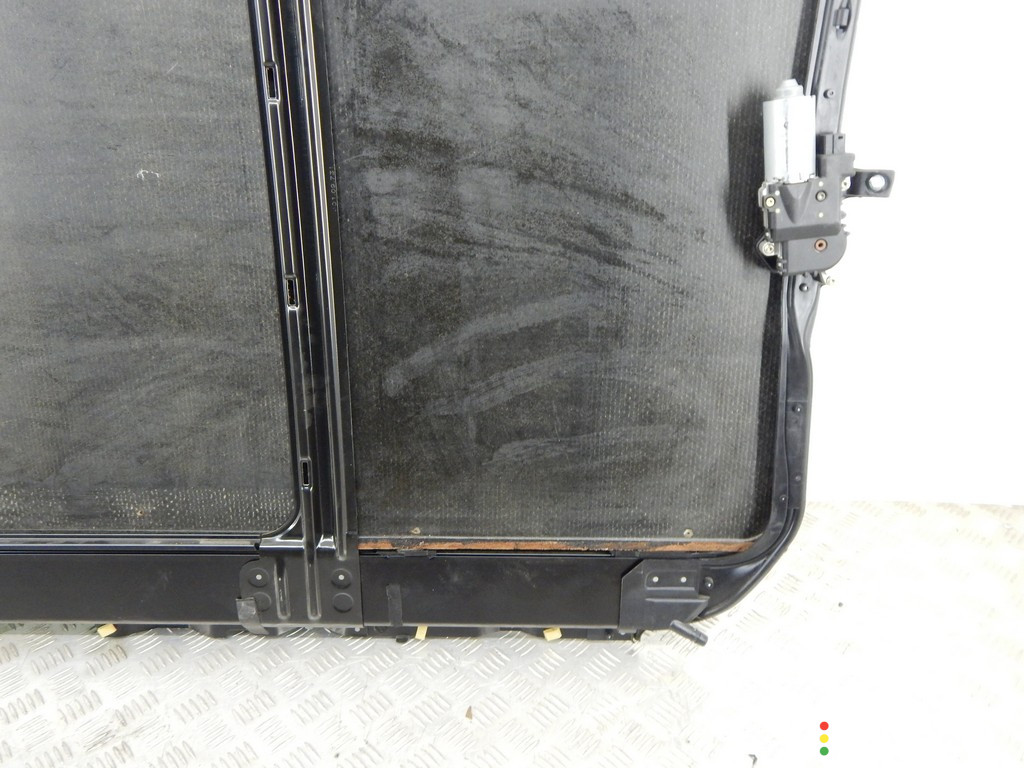 54107185572, 7185572 Люк BMW X5-series (E53) 2004г. - фото №7