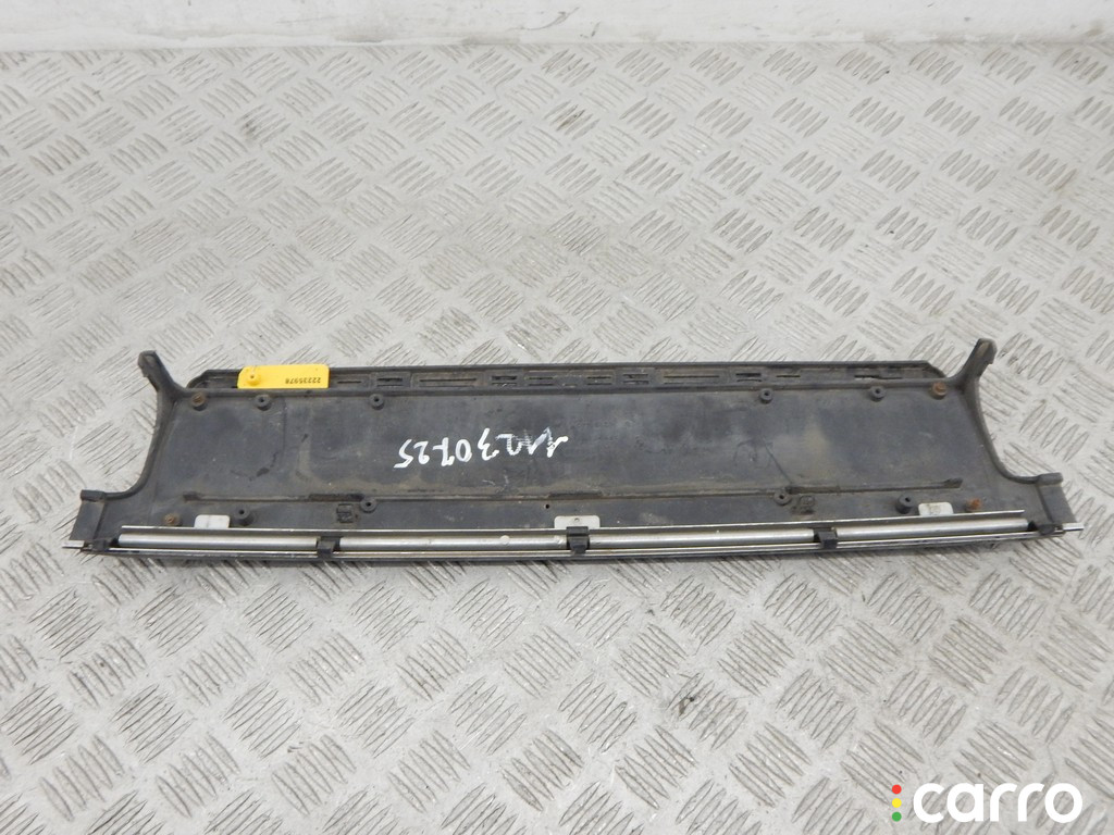 51118226563, 8226563, 51118184502, 8184502 Молдинг бампера переднего BMW 5-series (E39) 1999г. - фото №4