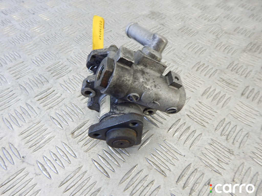 32411093400, 1093400, 32411093579, 1093579 Насос гидроусилителя руля BMW 7-series (E38) 1999г. - фото №1