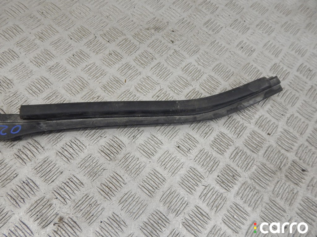51117063835, 7063835 Кронштейн крепления бампера переднего BMW 5-series (E60/61) 2003г. - фото №3