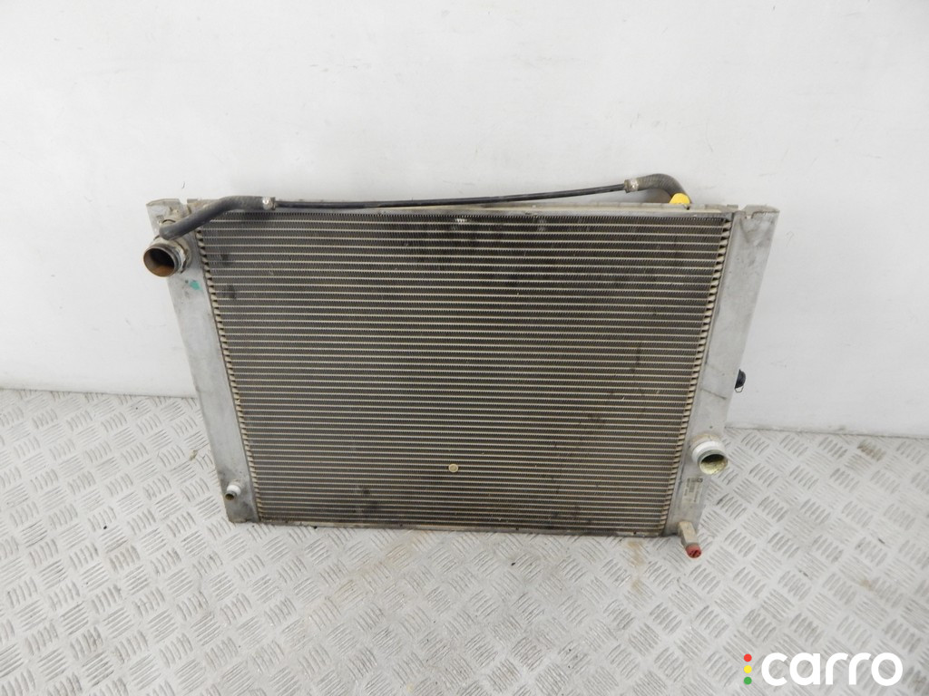17117519209, 7519209, 17117519211, 7519211 Радиатор (основной) BMW 5-series (E60/61) 2003г. - фото №1