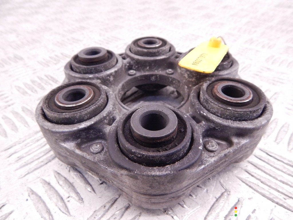 7610061, 7546425, 26117610061, 26117605629, 7605629, 26117546425 Муфта кардана BMW 5-series (F10/11) 2011г. - фото №4