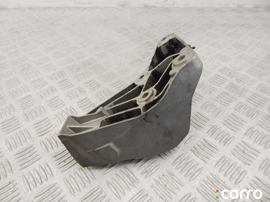 22116781233, 6781233 Кронштейн двигателя BMW 5-series (F10/11) 2014г. - фото №6