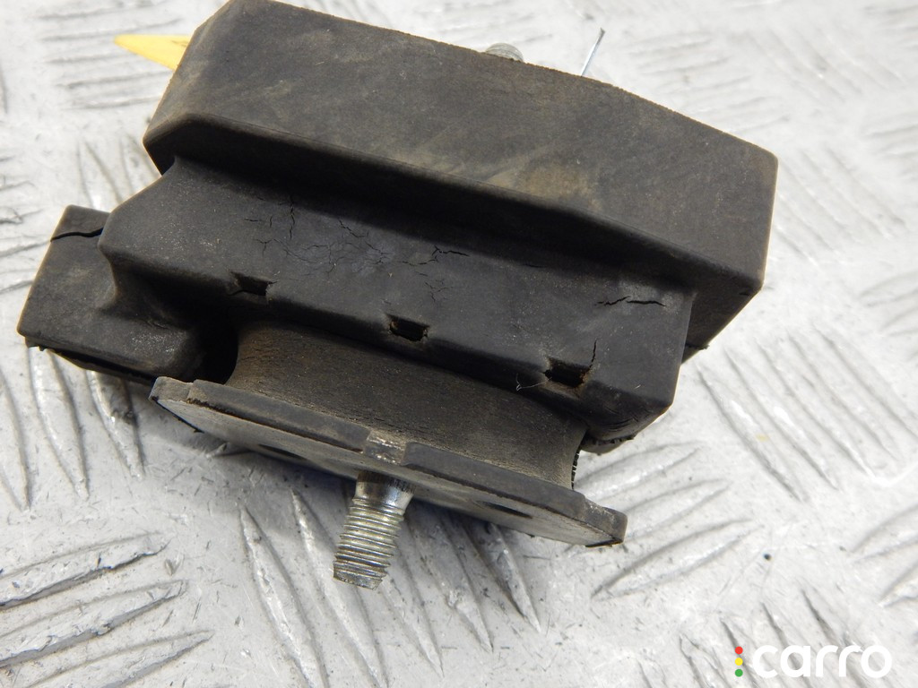 22316761093, 6761093, 22316771741, 6771741 Подушка крепления КПП BMW 5-series (E60/61) 2003г. - фото №2