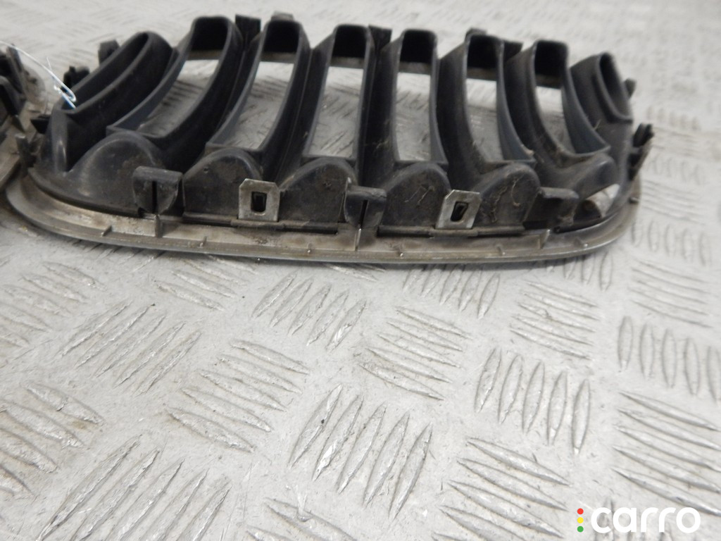 51137113734, 7113734 Решетка радиатора BMW X5-series (E53) 2006г. - фото №6