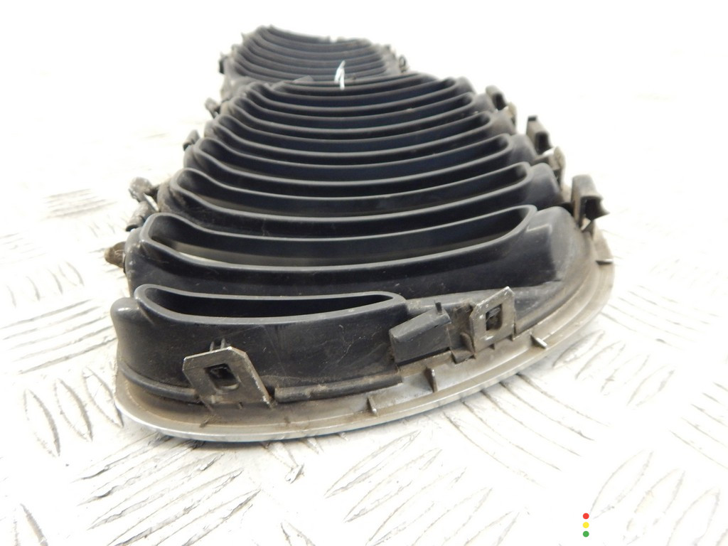 51137113734, 7113734 Решетка радиатора BMW X5-series (E53) 2006г. - фото №7