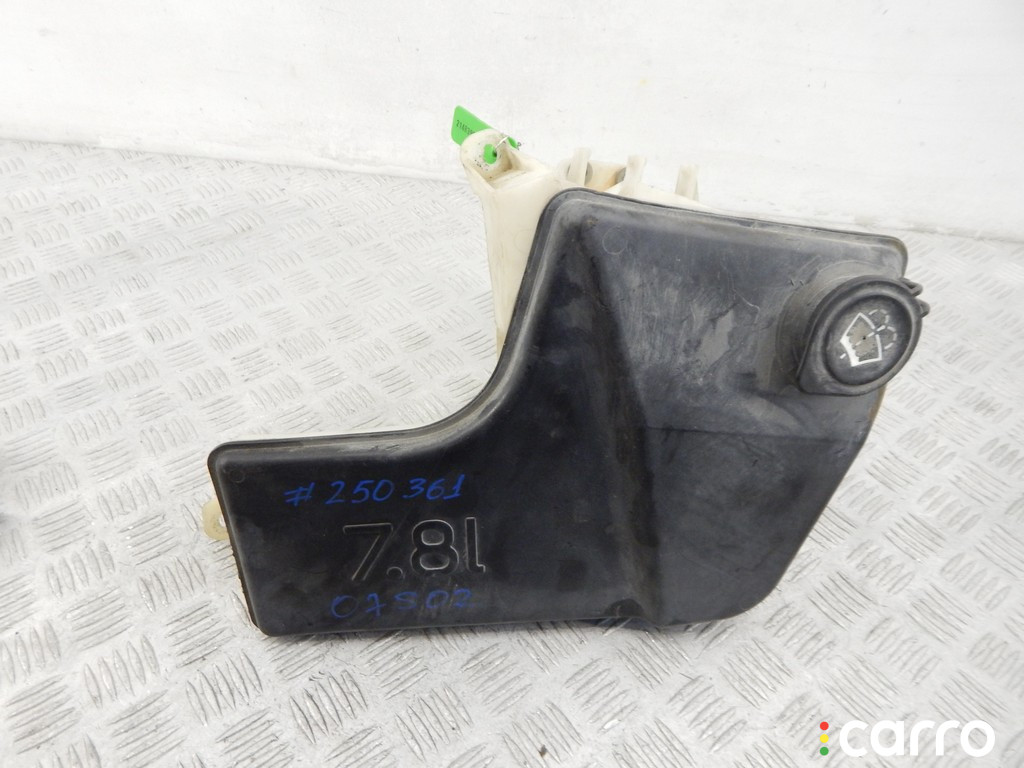 8252738, 61678252738 Бачок омывателя BMW X5-series (E53) 2004г. - фото №1