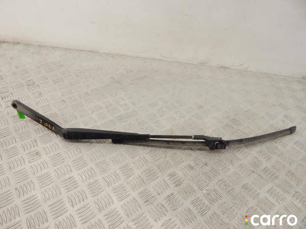 61617153736, 7153736 Щеткодержатель (поводок стеклоочистителя, дворник) BMW X5-series (E70) 2009г. - фото №1