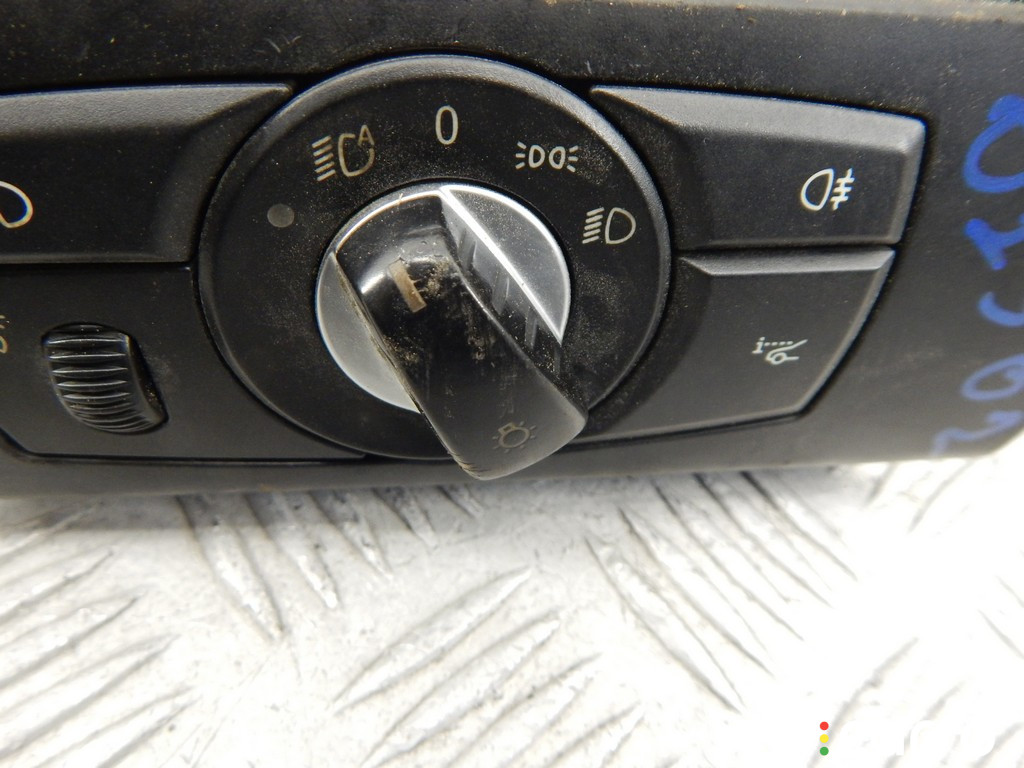 61319134727, 9134727 Переключатель света BMW X5-series (E70) 2009г. - фото №2