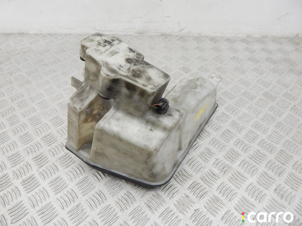 8252738, 61678252738 Бачок омывателя BMW X5-series (E53) 2006г. - фото №3