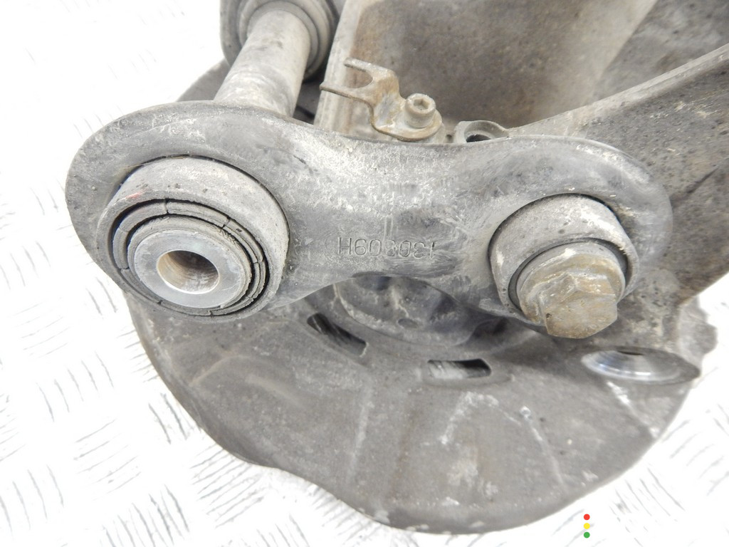 33326879101, 6879101, 33326770981, 6770981 Ступица задняя левая BMW X5-series (E70) 2009г. - фото №2