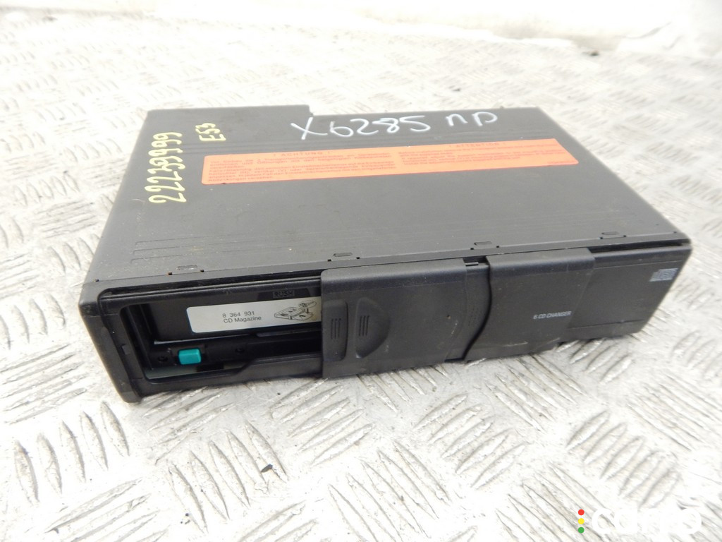 6913389, 65126913389, 65126946990, 6946990 CD-чейнджер BMW X5-series (E53) 2005г. - фото №1