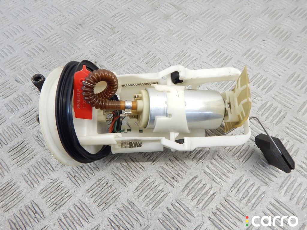 16146755880, 6755880 Насос топливный BMW 3-series (E46) 2002г. - фото №1