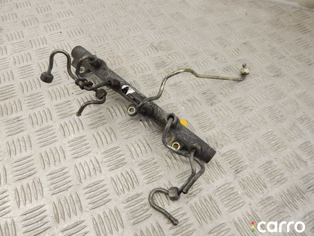 7787164, 13537787164, 13537805725, 7805725 Трубка топливная BMW 3-series (E46) 2002г. - фото №2