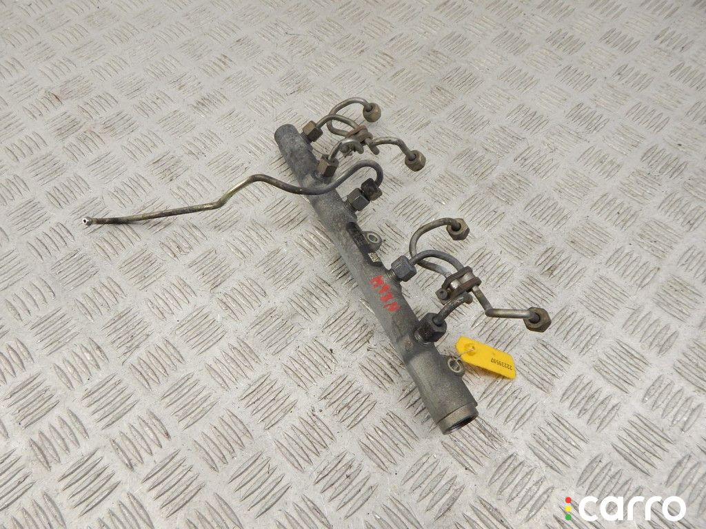 7787164, 13537787164, 13537805725, 7805725 Трубка топливная BMW 3-series (E46) 2005г. - фото №1
