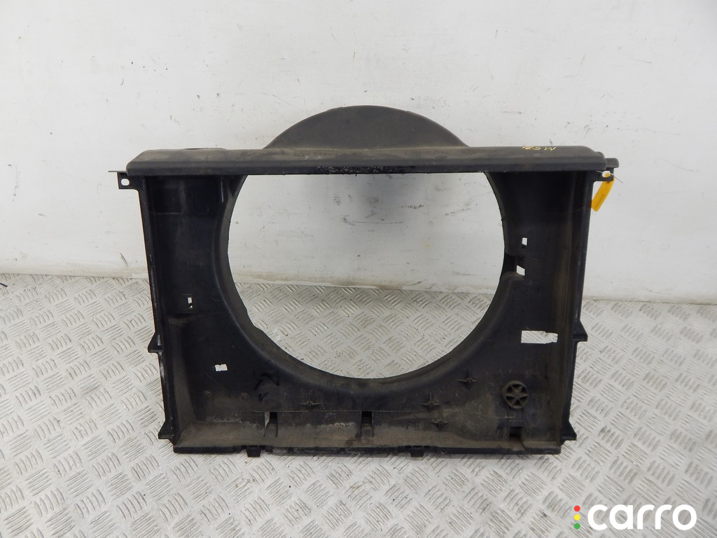 1705580, 17111705580 Диффузор вентилятора BMW 5-series (E39) 2002г. - фото №1