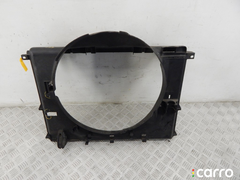 1705580, 17111705580 Диффузор вентилятора BMW 5-series (E39) 2002г. - фото №2