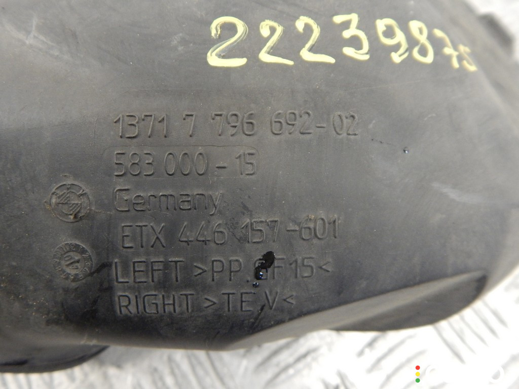 7796692, 13717796692 Патрубок воздушного фильтра BMW 5-series (E60/61) 2007г. - фото №4