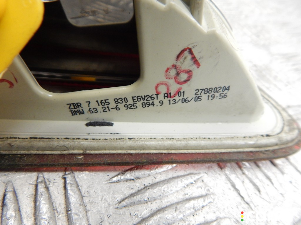 6925894, 63216925894, 63217165830, 7165830 Фонарь крышки багажника правый BMW 5-series (E60/61) 2005г. - фото №3