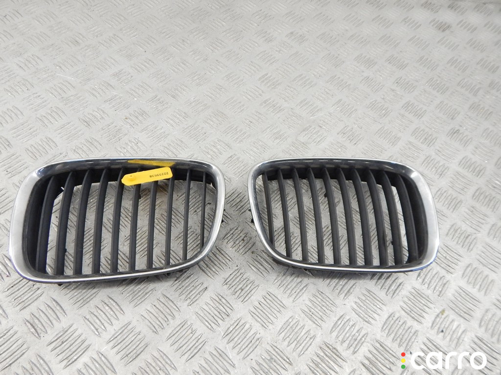 Решетка радиатора BMW 5-series (E39) 1999г. - фото №1