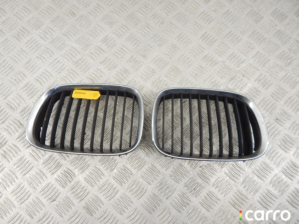 Решетка радиатора BMW 5-series (E39) 2000г. - фото №1