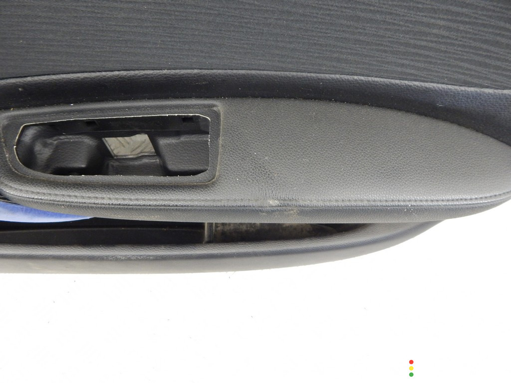 Обшивка двери передней правой (дверная карта) BMW 1-series (E87) 2011г. - фото №5