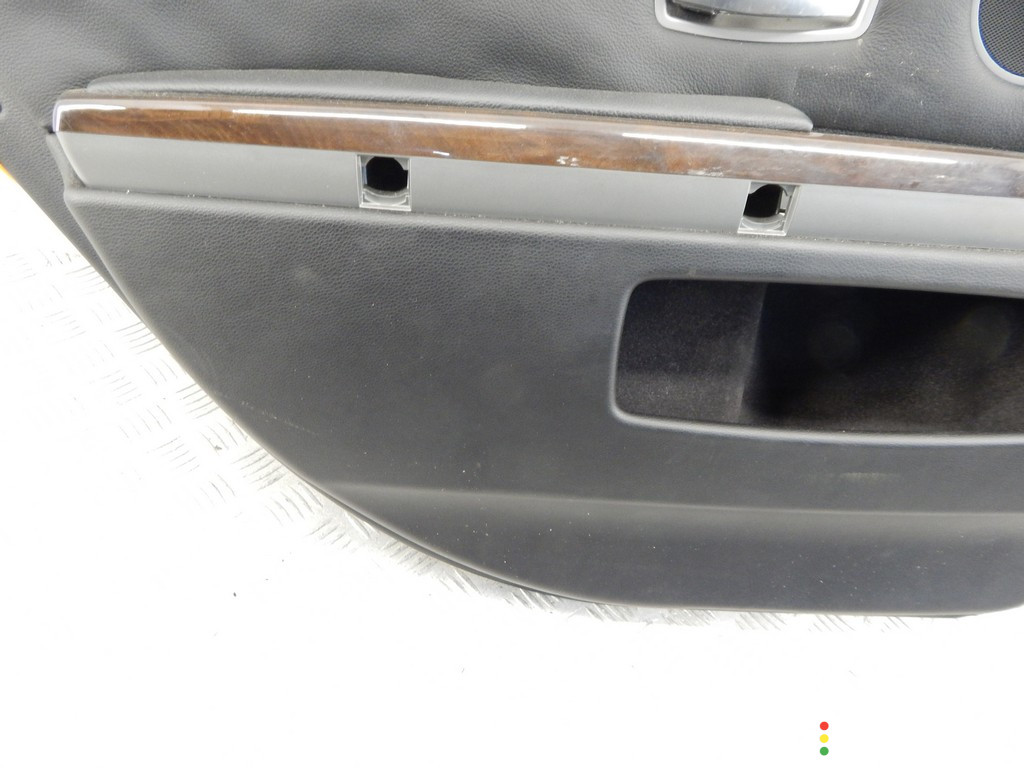 Обшивка двери задней левой (дверная карта) BMW 7-series (E65/66) 2007г. - фото №4