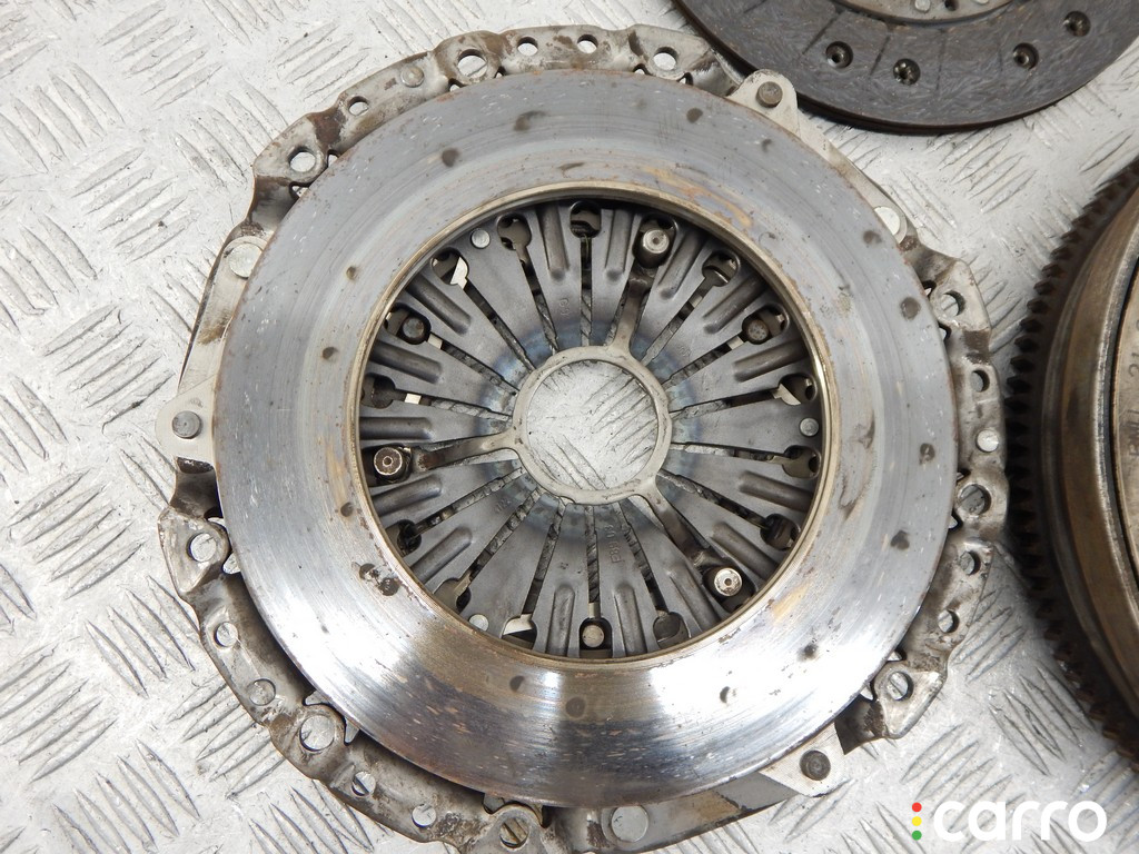 7637279, 21207637279, 7577479, 21207577479, 21207567829, 7567829 Маховик BMW 1-series (E87) 2009г. - фото №2