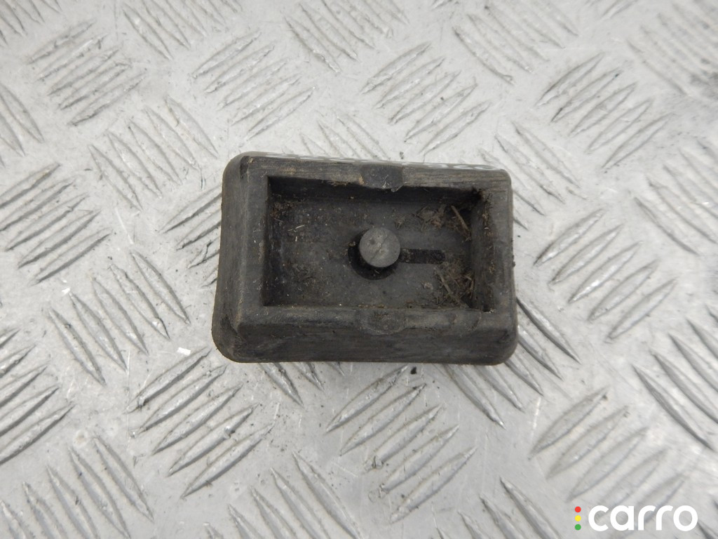 51718204244, 8204244, 51717001650, 7001650 Опора под домкрат (поддомкратная подушка) BMW 5-series (E39) 2003г. - фото №1
