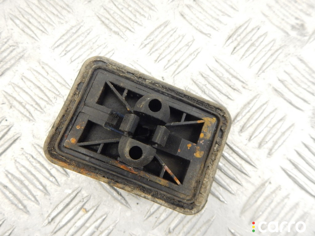 51718268885, 8268885, 51710153103, 0153103, 51718233281, 8233281 Опора под домкрат (поддомкратная подушка) BMW 3-series (E46) 1999г. - фото №2