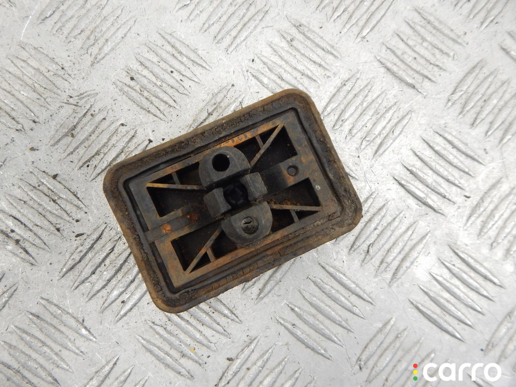 51718268885, 8268885, 51710153103, 0153103, 51718233281, 8233281 Опора под домкрат (поддомкратная подушка) BMW 3-series (E46) 2001г. - фото №2