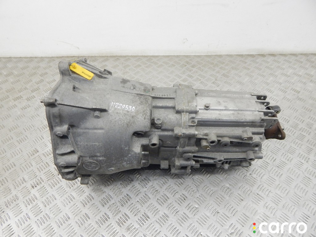 23007532498, 7532498 КПП механическая (МКПП) 6-ступенчатая BMW 5-series (E60/61) 2003г. - фото №1