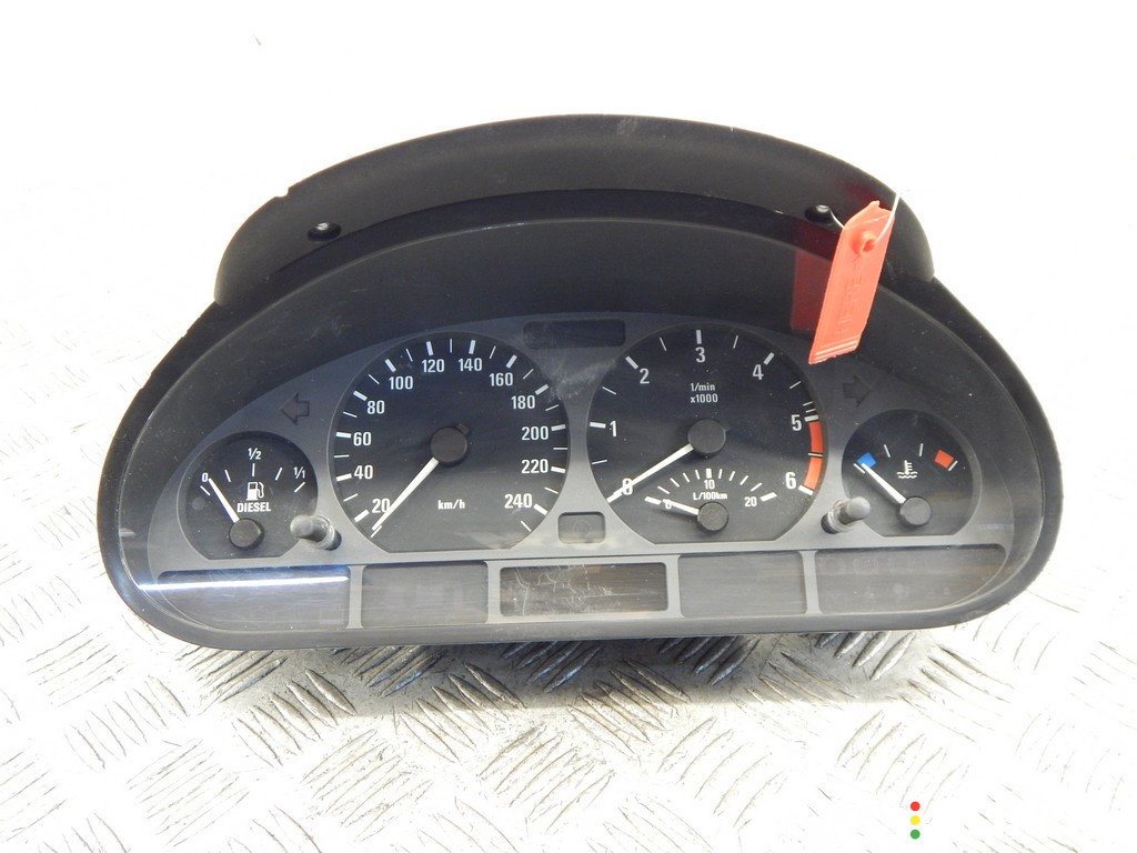 4117708, 6956971, 6940870, 6911288, 6915239, 6906884, 6906890, 62106940870, 62116906884, 62116985645, 6985645, 62116956971, 62116932896, 6932896, 62104117708, 62116925388, 6925388, 62116931245, 6931245, 62116915239, 62116911288, 62116910277, 6910277, 62116906890, 62116902364, 6902364, 62116901923, 6901923, 62118387606, 8387606, 62118386096, 8386096, 62118381832, 8381832, 62118380148, 8380148 Щиток приборов (приборная панель) BMW 3-series (E46) 2004г. - фото №1