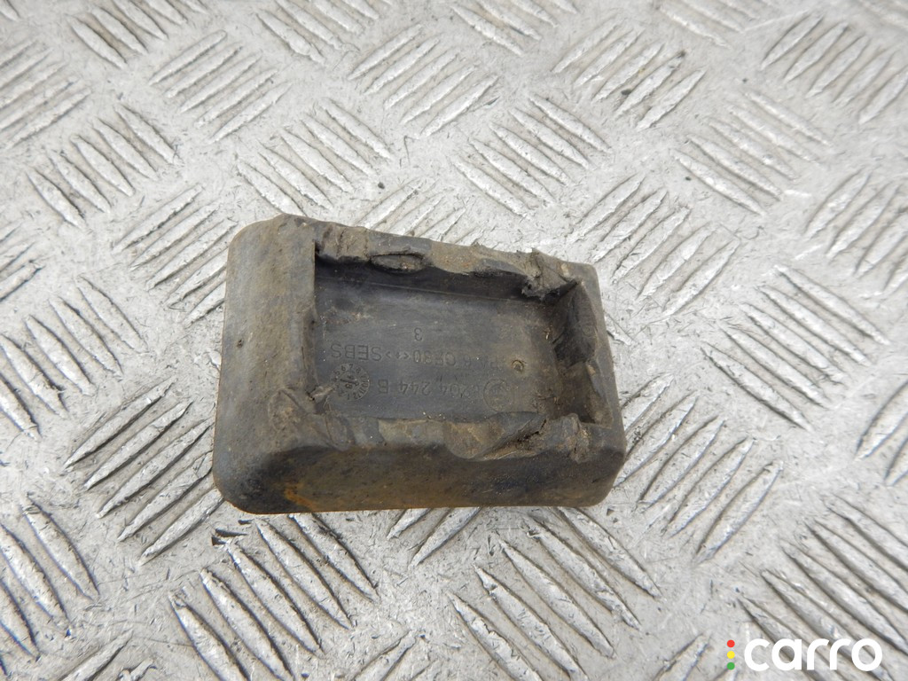 51718204244, 8204244, 51717001650, 7001650 Опора под домкрат (поддомкратная подушка) BMW 5-series (E39) 1999г. - фото №2