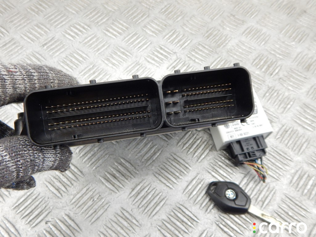 13617796571, 7796571, 13617800129, 7800129 Блок управления двигателем BMW X3-series (E83) 2004г. - фото №5