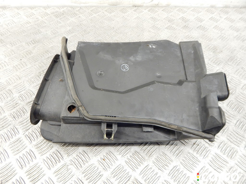 8379624, 64318379624 Корпус салонного фильтра BMW 5-series (E39) 2000г. - фото №3