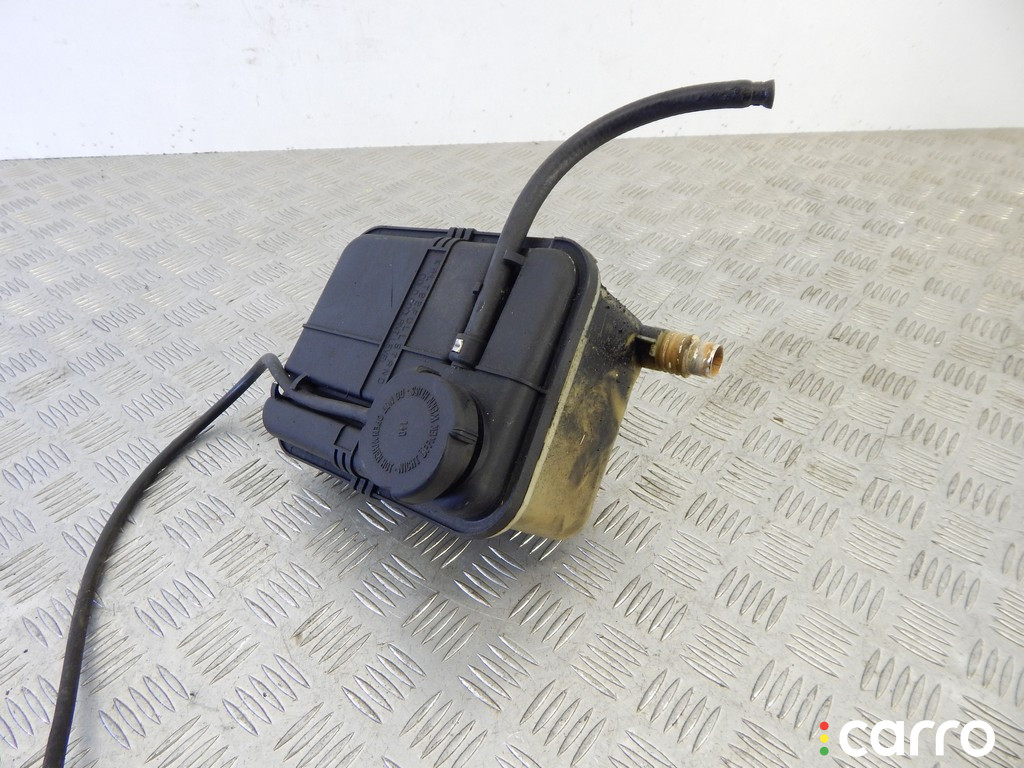 2248050, 17132248050, 17132246148, 2246148 Бачок расширительный BMW 5-series (E39) 2000г. - фото №1