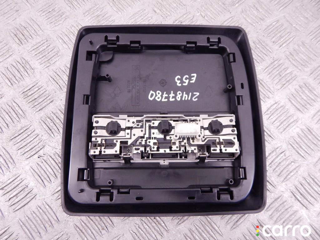 63318379908, 8379908, 63316962056, 6962056 Фонарь салона (плафон) BMW X5-series (E53) 2003г. - фото №4
