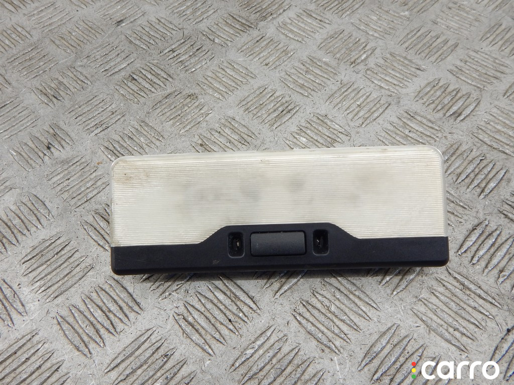 63318364928, 8364928, 63316962141, 6962141 Фонарь салона (плафон) BMW 3-series (E46) 2002г. - фото №1